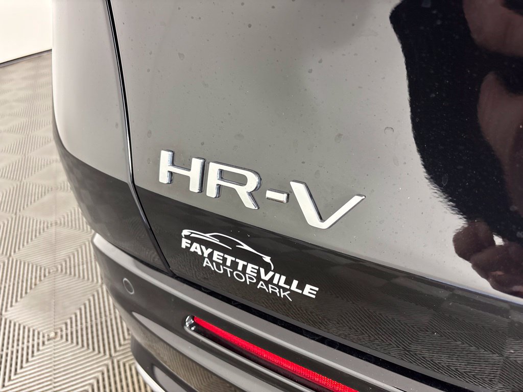 Used 2027 Honda HR-V EX-L image 5