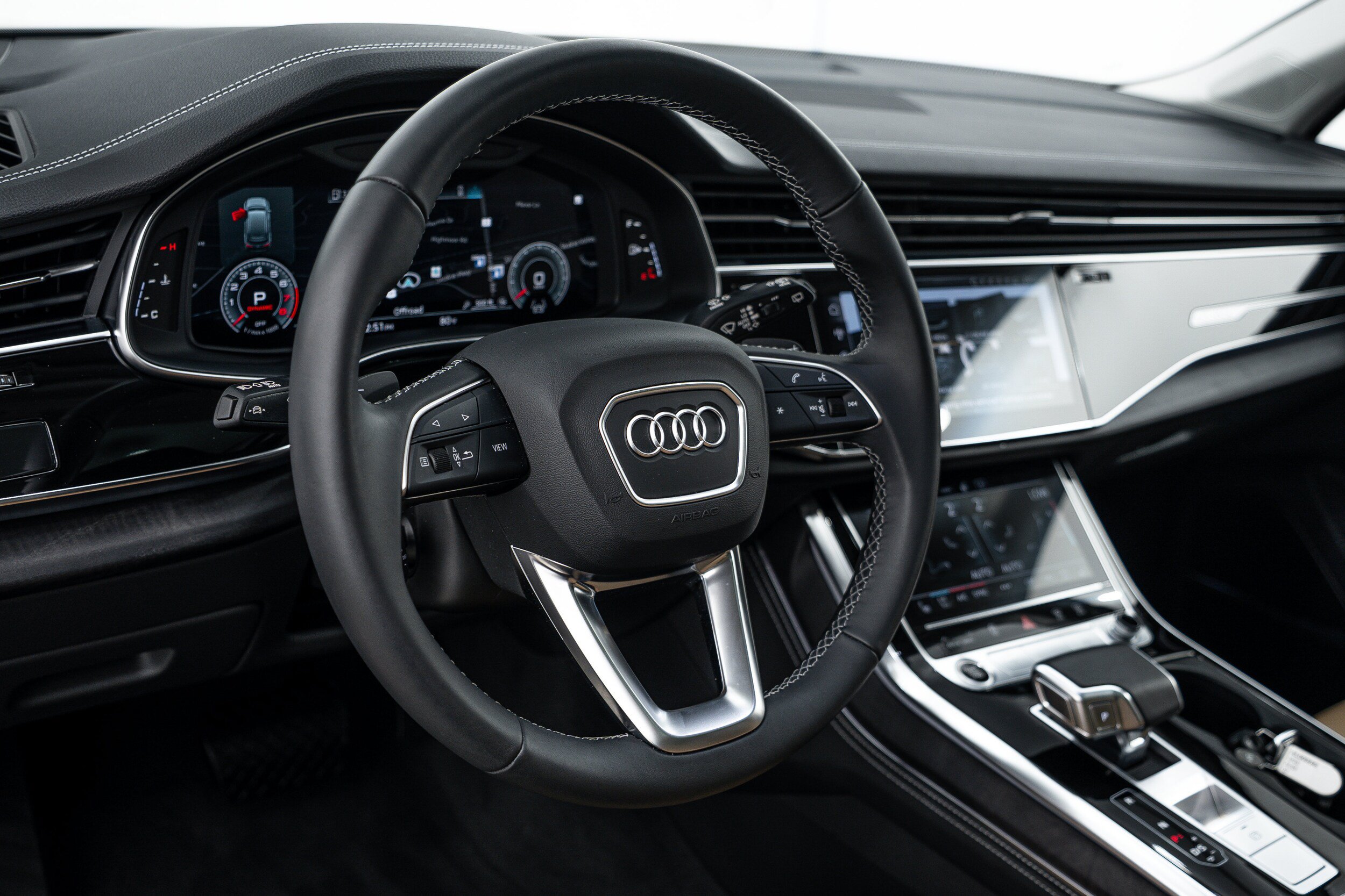 Used 2026 Audi Q7 3.0T Premium Plus w/ Premium Plus Package AWD/4WD image 11