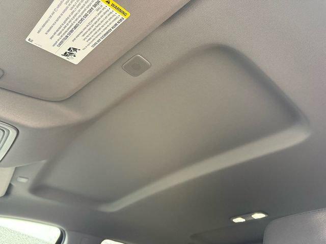 Used 2021 GMC Sierra 1500 Base w/ Convenience Package image 8