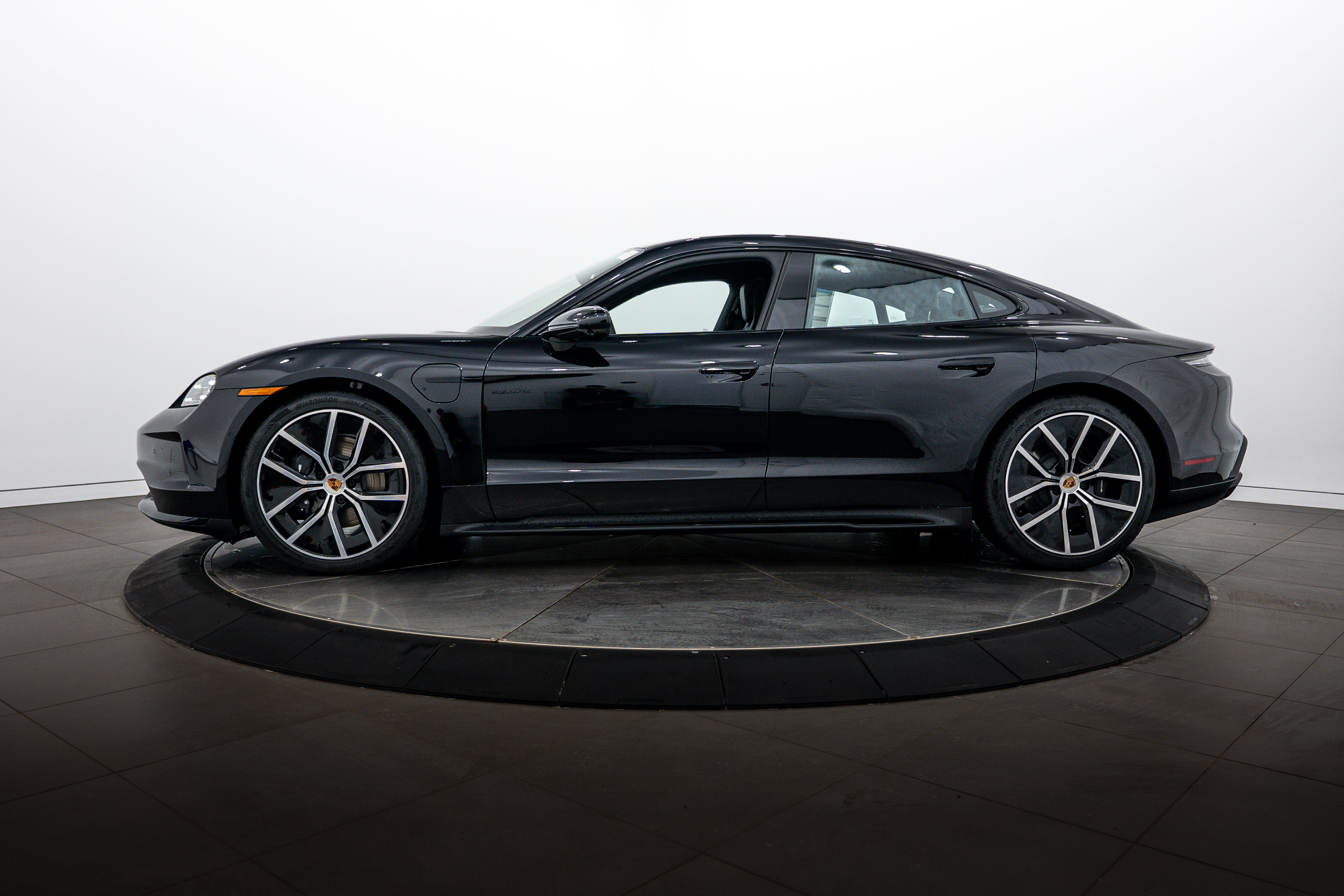 New 2026 Porsche Taycan AWD/4WD image 2