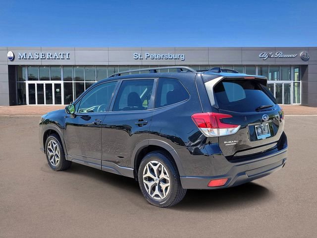 Used 2023 Subaru Forester Premium AWD/4WD image 3