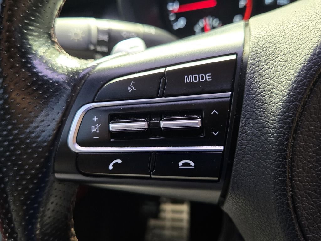 Used 2020 Kia Stinger GT-Line w/ Sun & Sound Package AWD/4WD image 25