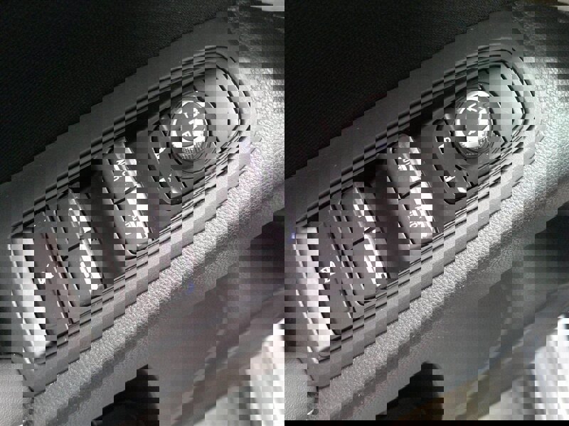 Used 2020 Subaru Ascent Premium image 37