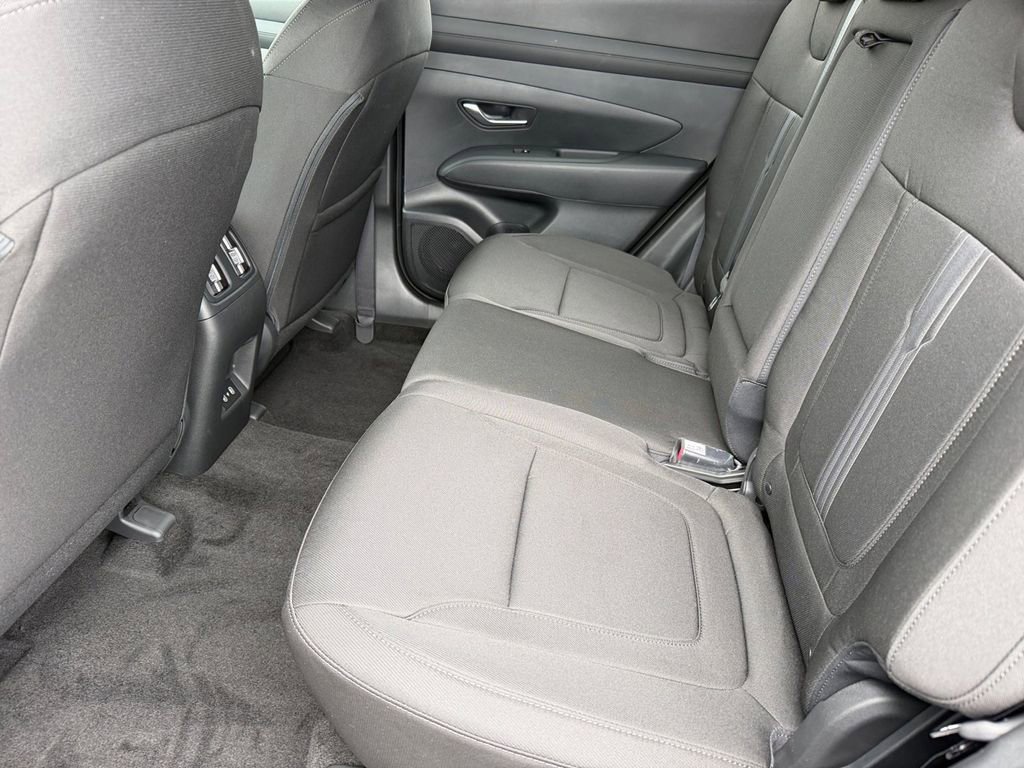 New 2026 Hyundai Tucson SEL FWD image 13