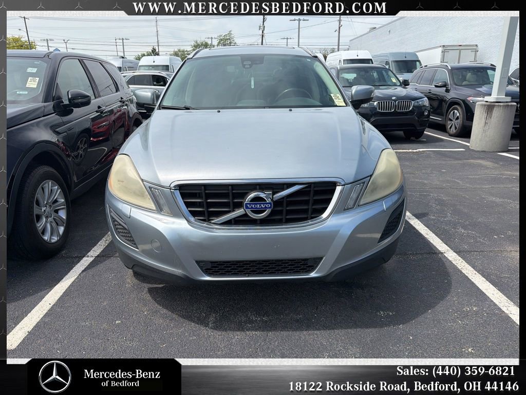 Used 2011 Volvo XC60 T6 AWD/4WD image 2