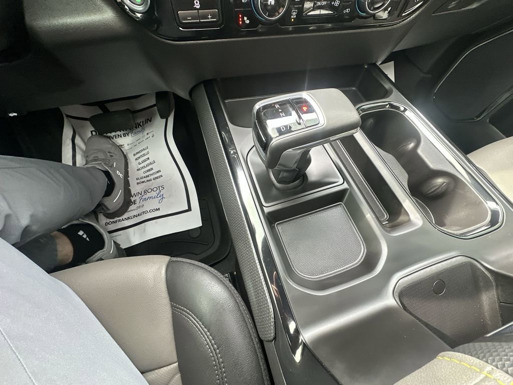 Used 2025 Chevrolet Silverado 1500 ZR2 w/ Technology Package image 26