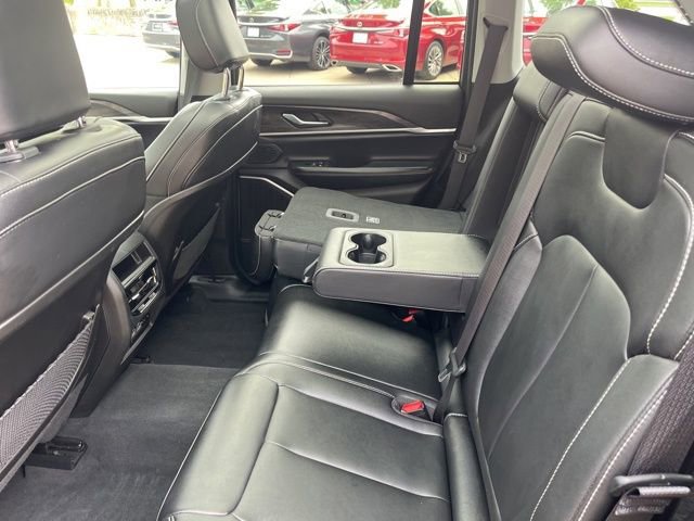 Used 2023 Jeep Grand Cherokee 4WD 4xe image 32