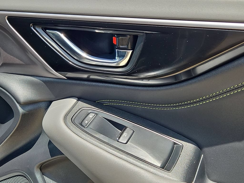 Used 2025 Subaru Outback Onyx Edition AWD/4WD image 34