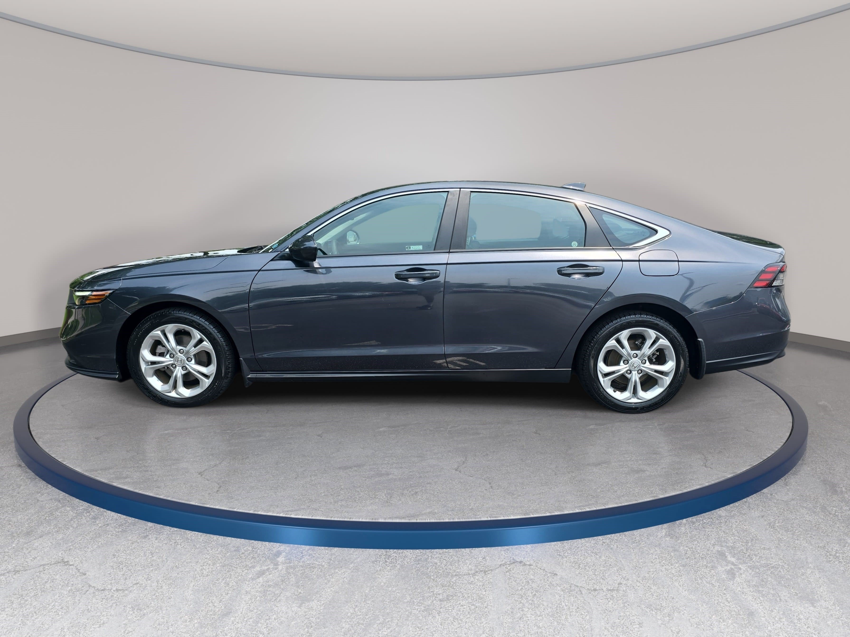 Used 2024 Honda Accord LX image 8