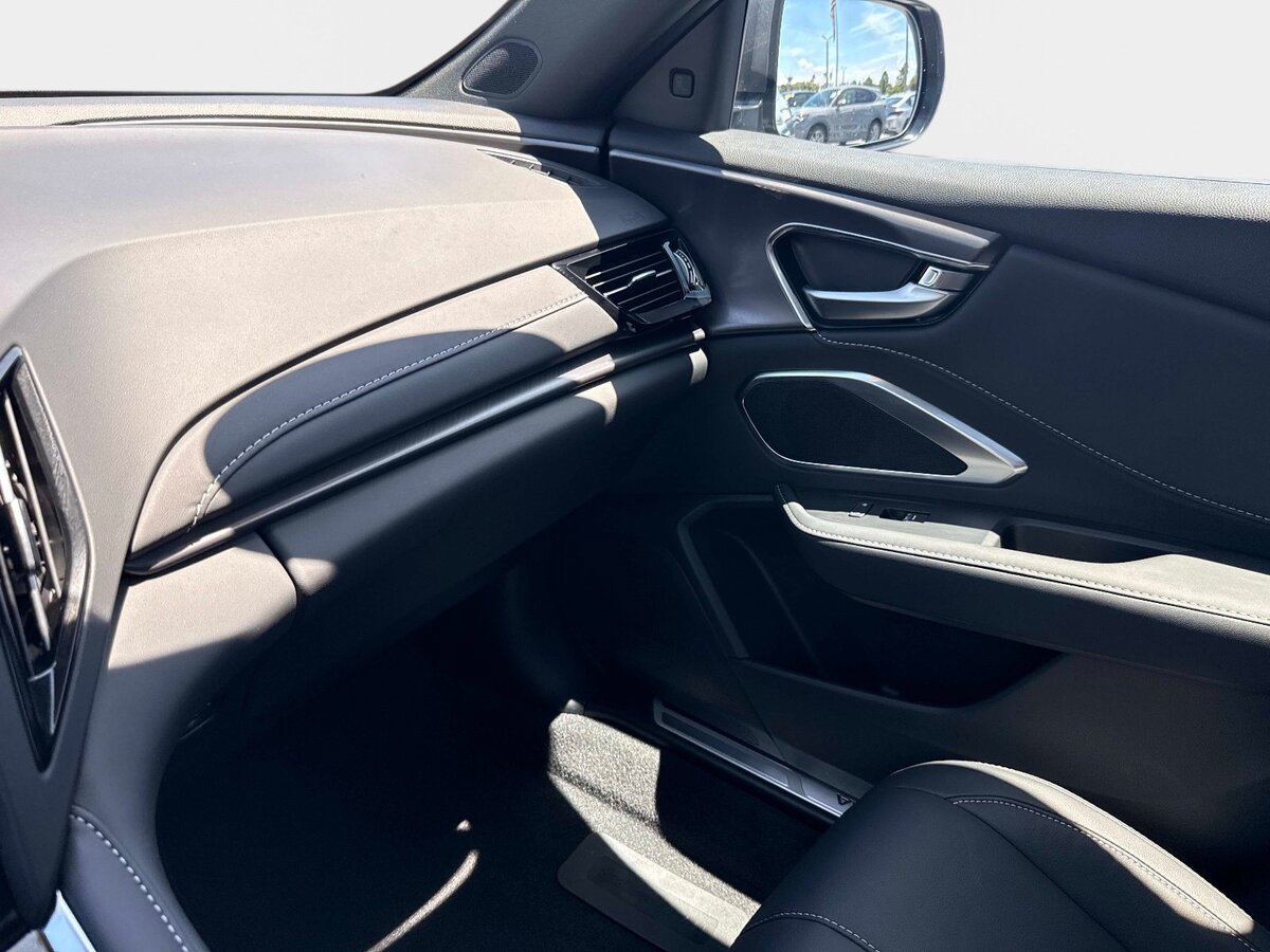 Certified 2026 Acura RDX SH-AWD image 24