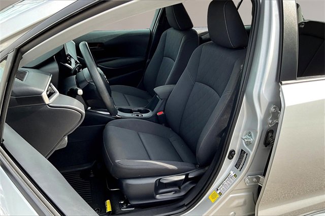 Used 2024 Toyota Corolla LE image 18
