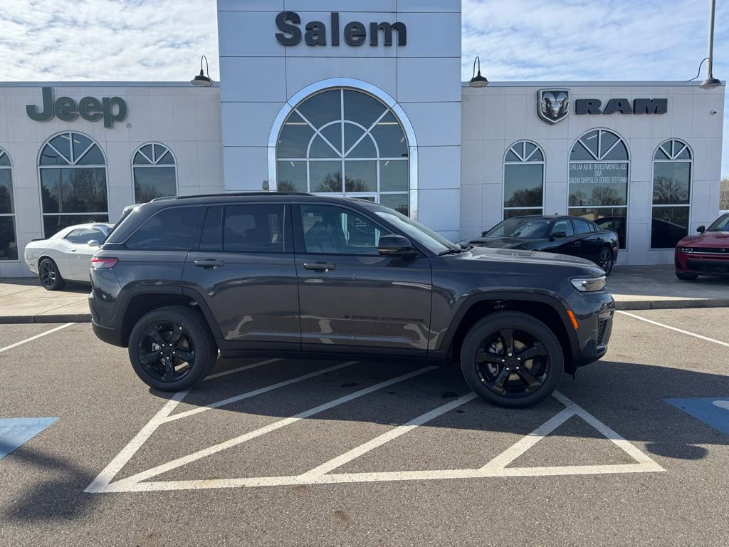 New 2026 Jeep Grand Cherokee Limited AWD/4WD image 1