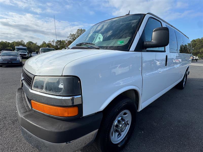 Used 2015 Chevrolet Express 3500 LT w/ LT Preferred Equipment Group image 12