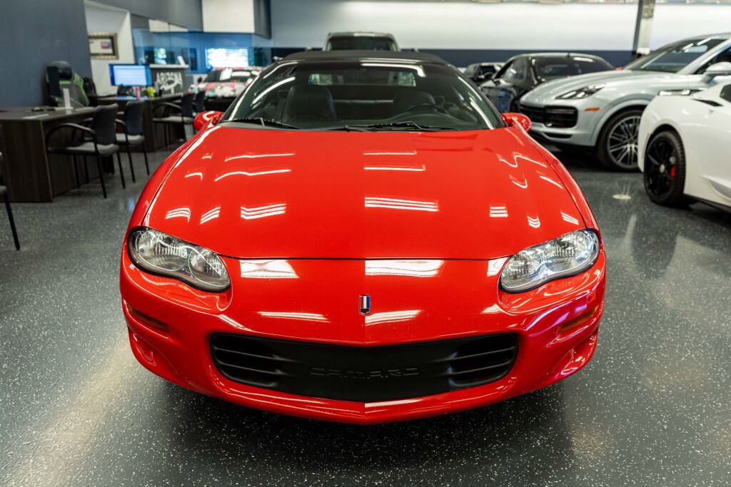 Used 1998 Chevrolet Camaro Z28 RWD image 2
