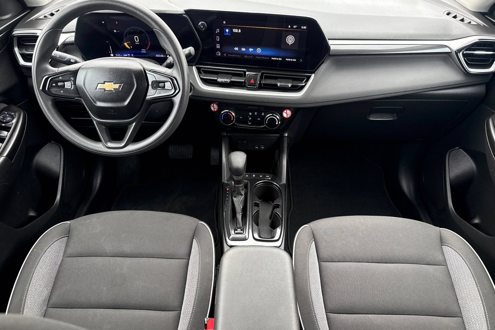Used 2025 Chevrolet TrailBlazer LT AWD/4WD image 14