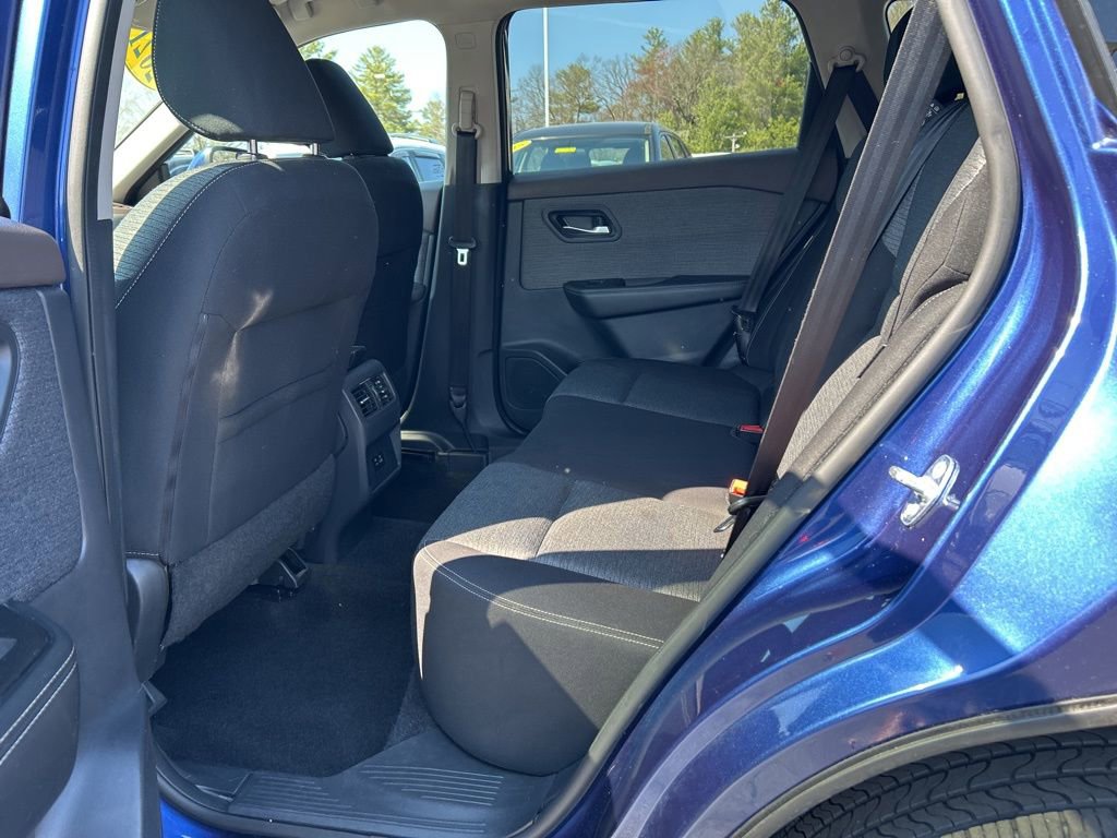 Certified 2021 Nissan Rogue SV image 24