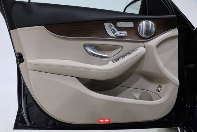 Used 2020 Mercedes-Benz C 300 4MATIC Sedan image 16