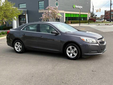 Used 2013 Chevrolet Malibu LS w/ Protection Package image 9