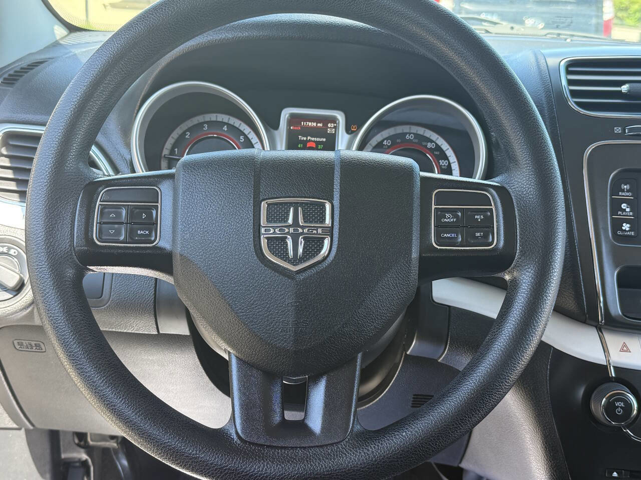 Used 2017 Dodge Journey SE image 10