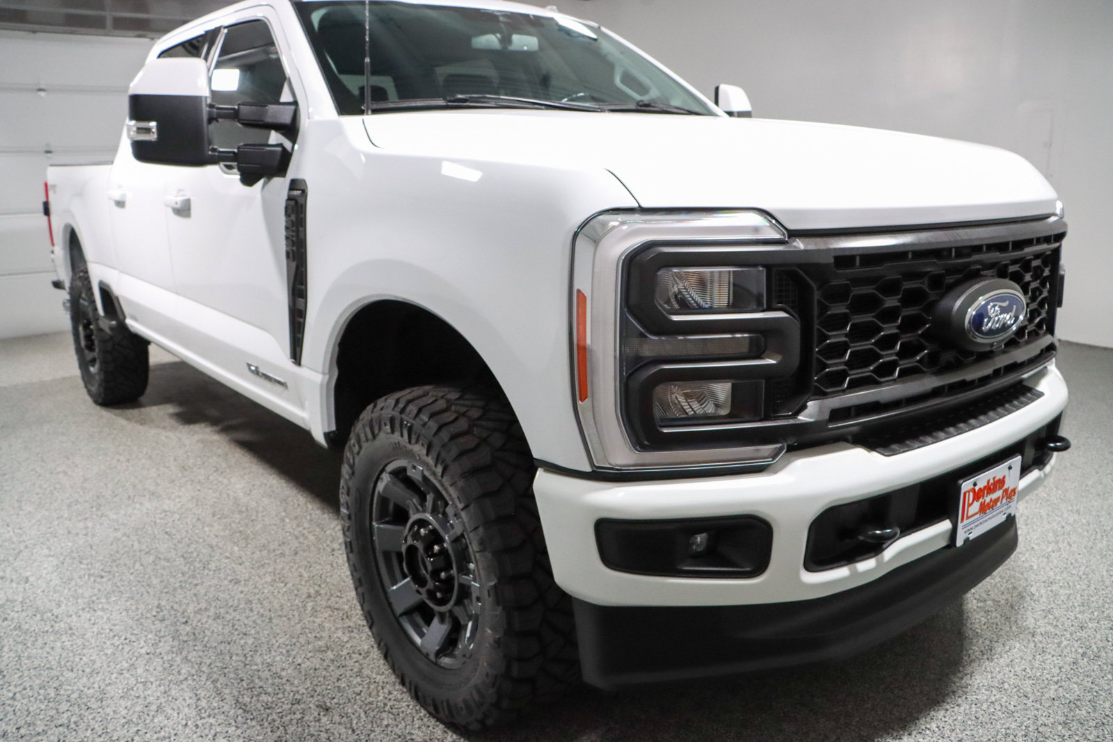 Used 2023 Ford F250 Lariat w/ Sport Appearance Package AWD/4WD image 6