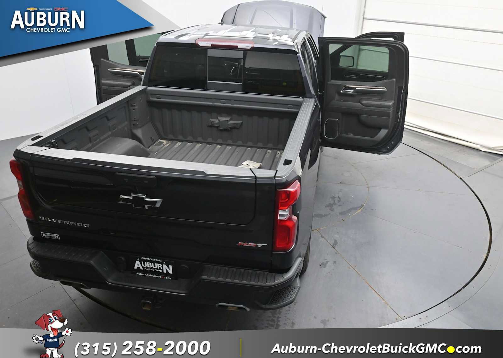 Used 2024 Chevrolet Silverado 1500 RST AWD/4WD image 39
