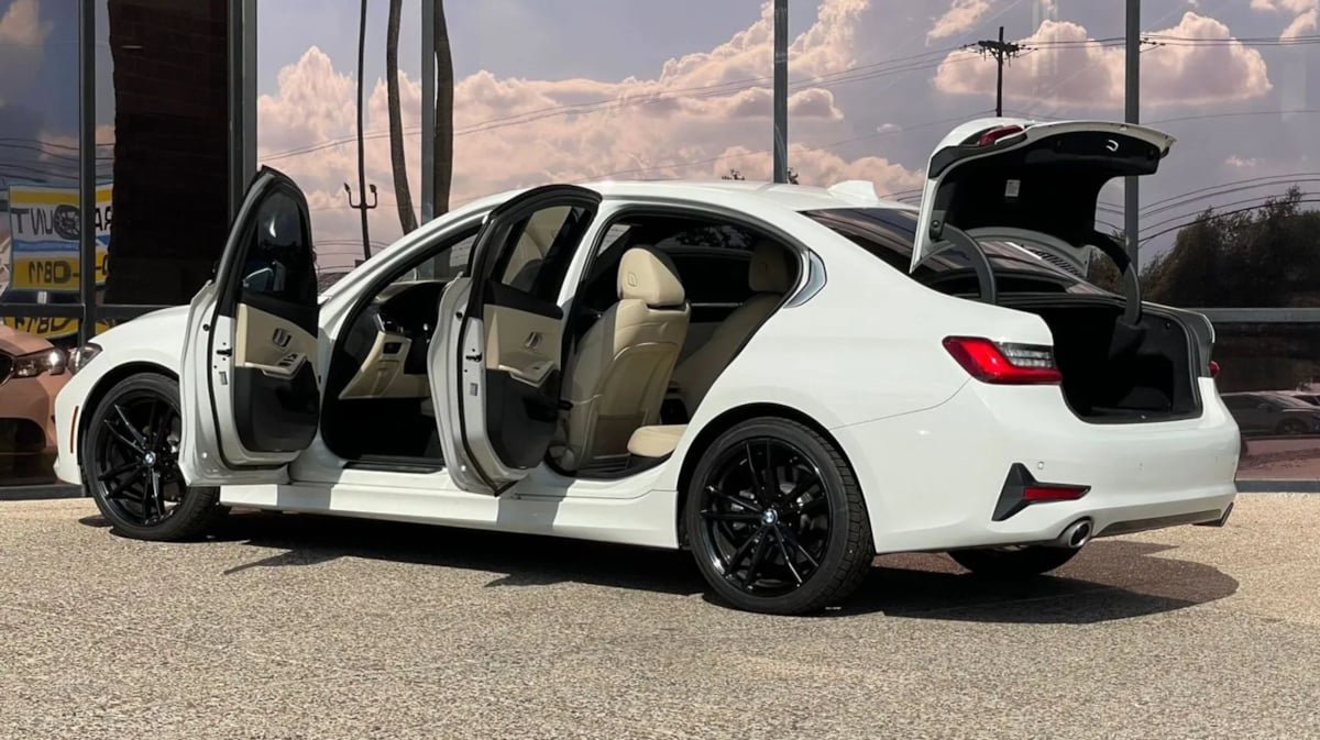 Used 2019 BMW 330i Sedan RWD image 7