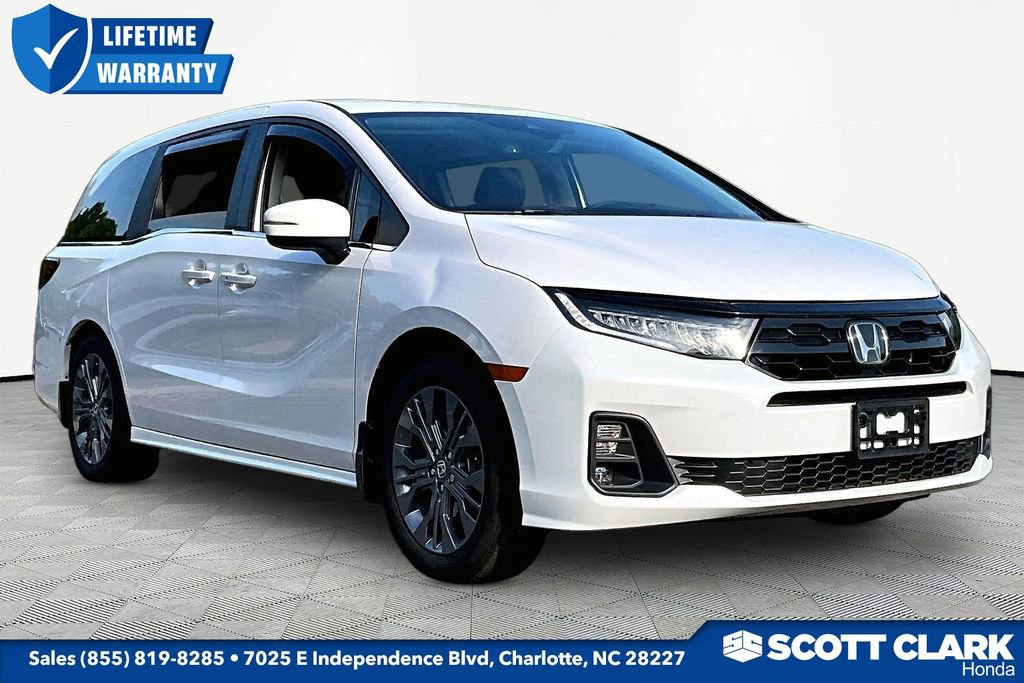 Used 2025 Honda Odyssey Touring image 1
