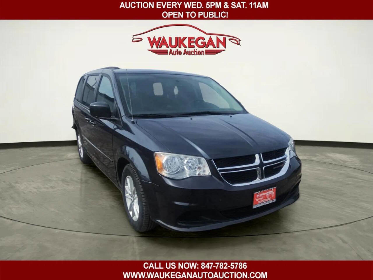 Used 2013 Dodge Grand Caravan SXT w/ UConnect Hands-Free Group image 3