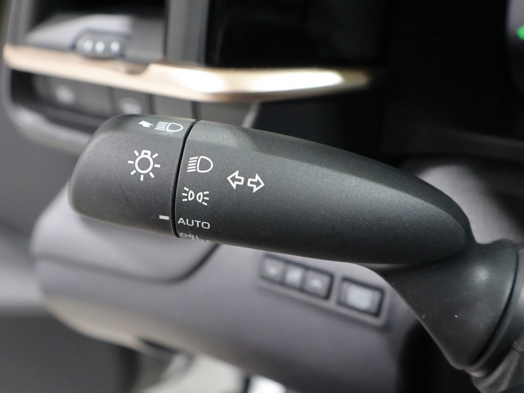 Used 2026 Toyota Crown AWD/4WD image 36