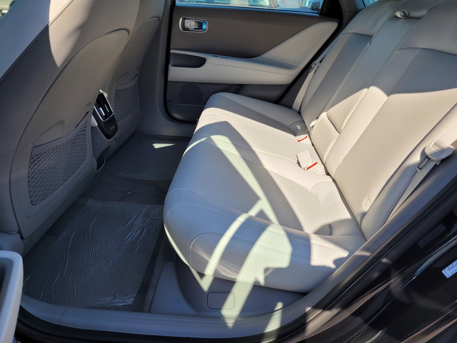 New 2023 Hyundai Ioniq 6 Limited image 13