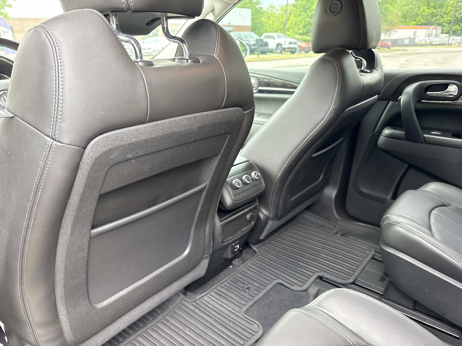 Used 2017 Buick Enclave Leather FWD image 29