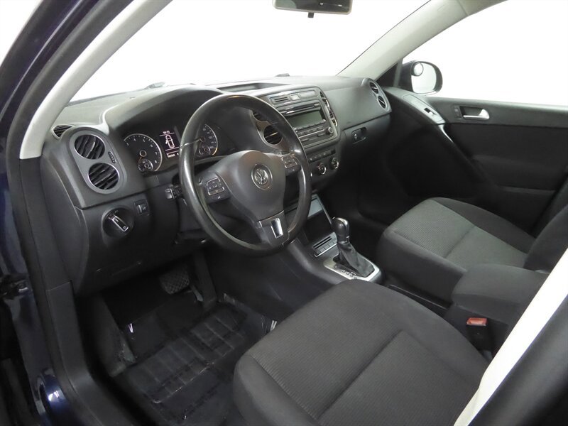 Used 2013 Volkswagen Tiguan S FWD image 15
