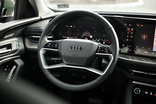New 2025 Audi Q5 Premium Plus image 27