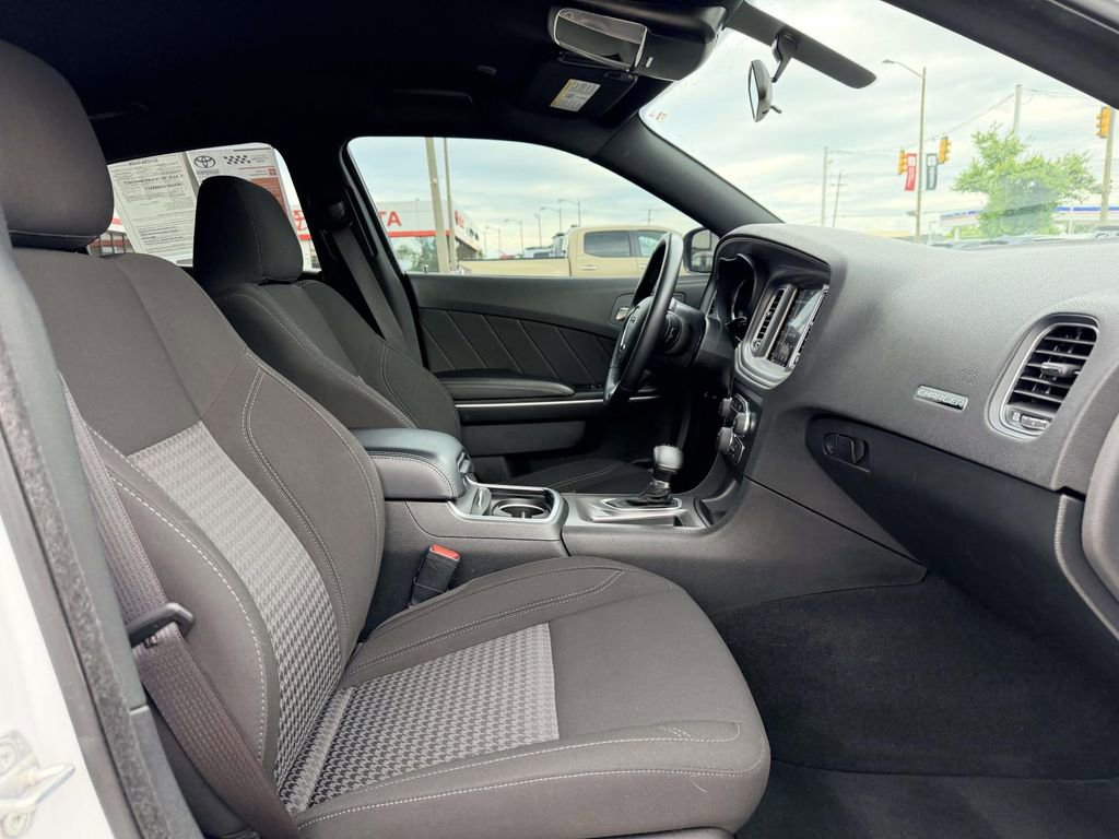 Used 2023 Dodge Charger SXT RWD image 12