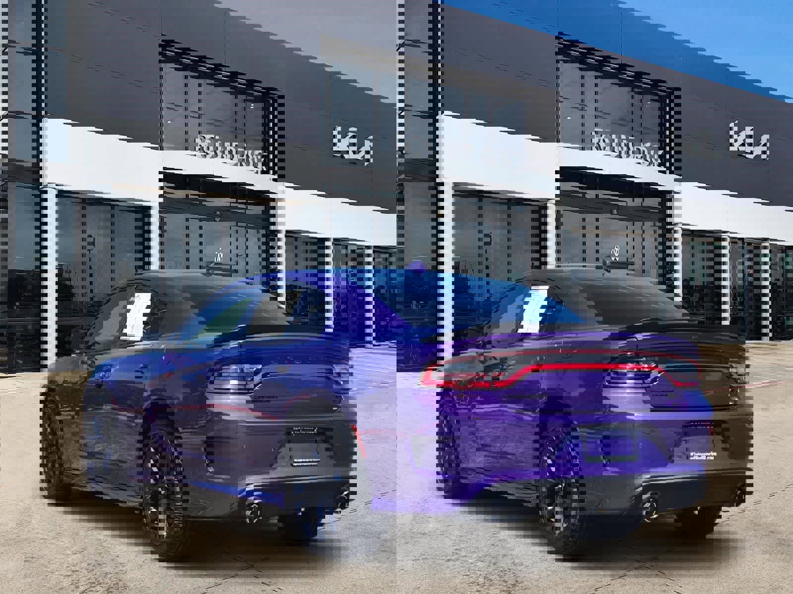 Used 2023 Dodge Charger R/T w/ Plus Group image 6