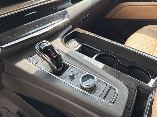 Certified 2023 Cadillac Escalade Premium Luxury RWD image 33