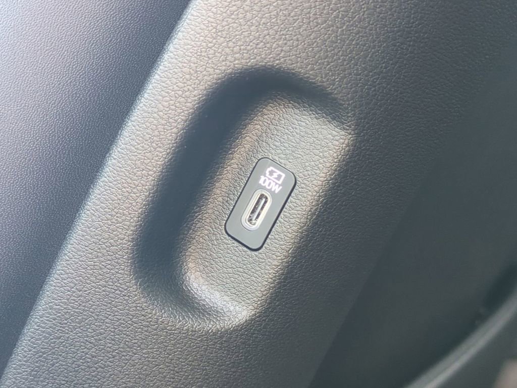 New 2026 Hyundai Palisade FWD Hybrid image 18