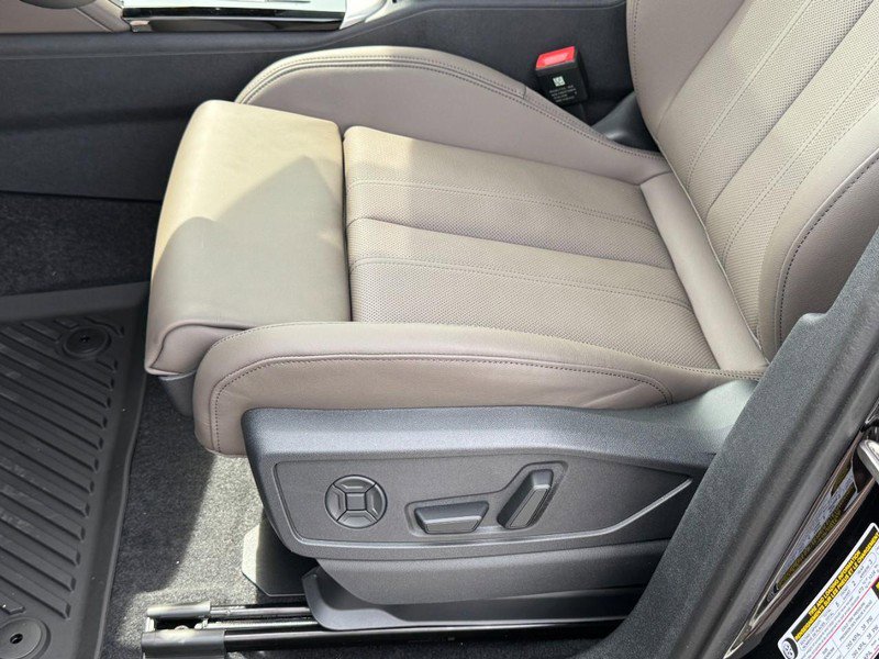 New 2025 Audi Q5 Premium Plus image 18