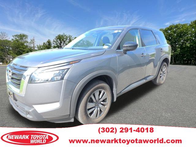Used 2025 Nissan Pathfinder S