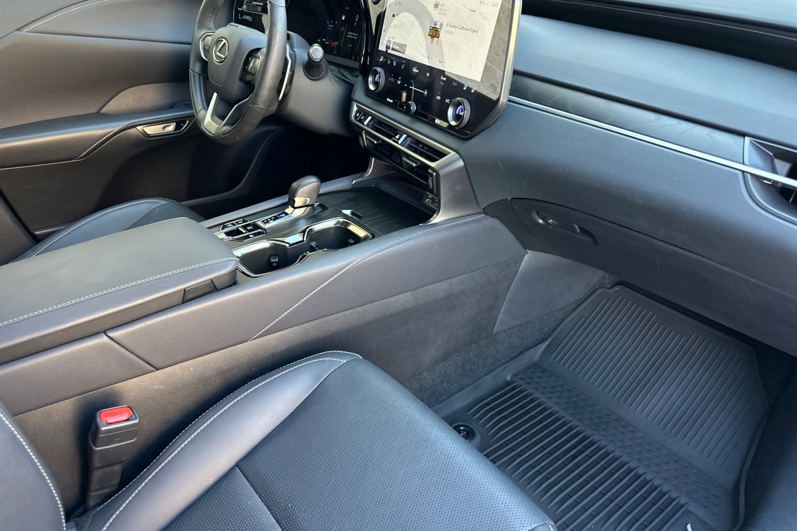 Certified 2025 Lexus RX 350 w/ Convenience Package AWD/4WD image 34