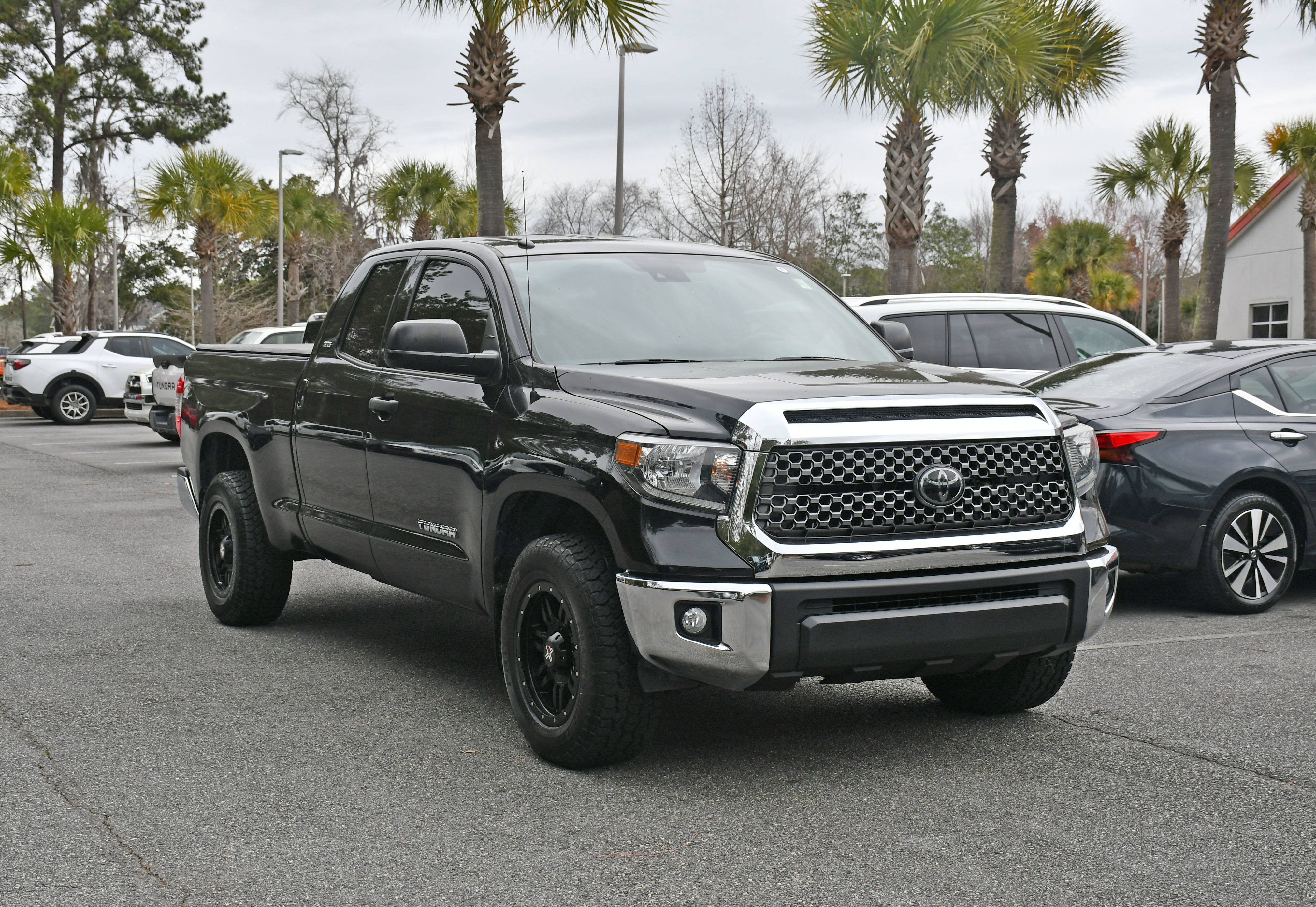 Used 2019 Toyota Tundra SR5 image 6