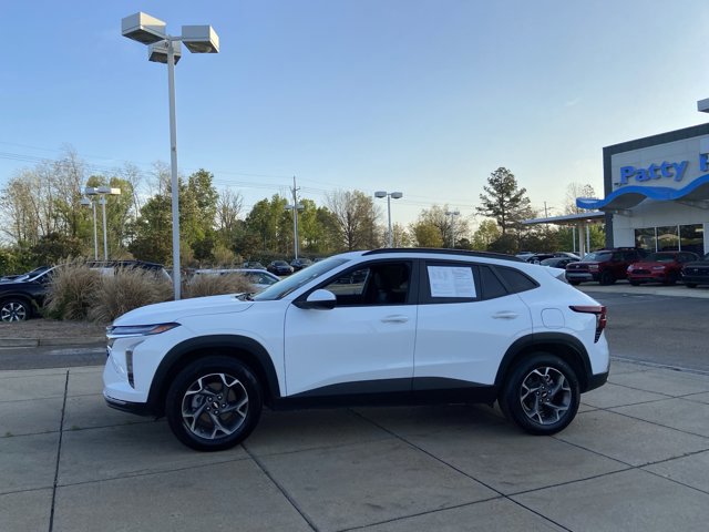 Used 2024 Chevrolet Trax LT image 5