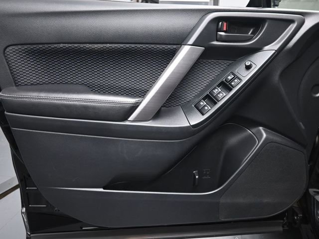 Used 2017 Subaru Forester 2.5i w/ Alloy Wheel Package image 19