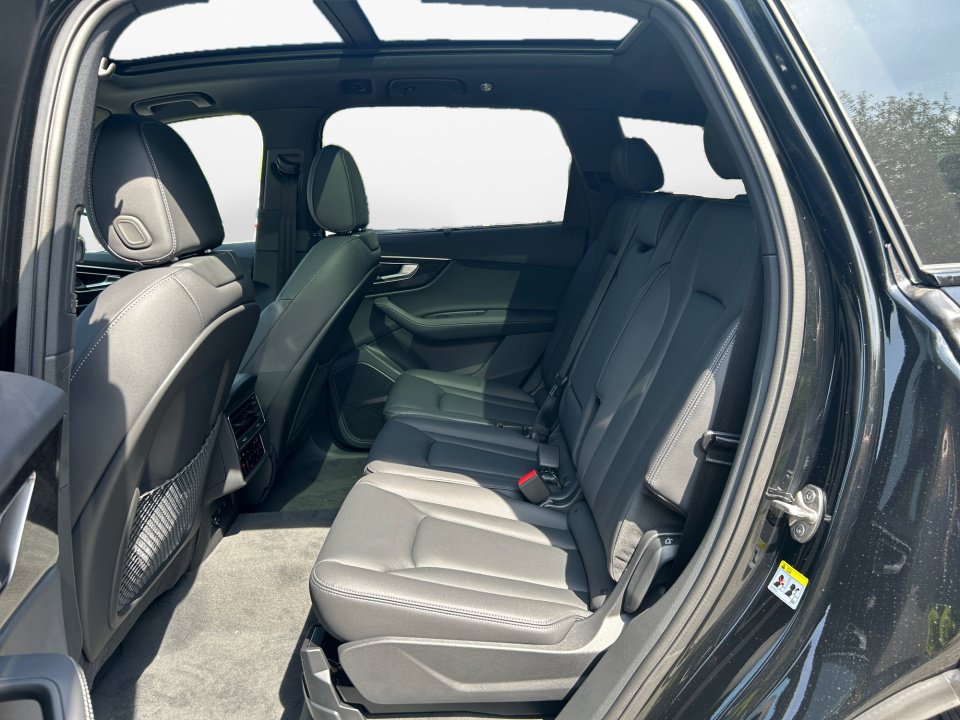 New 2026 Audi Q7 Premium Plus AWD/4WD image 13