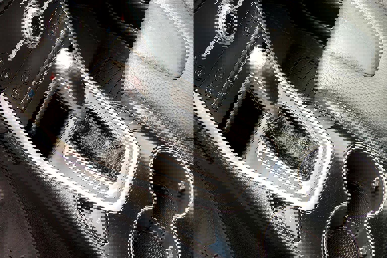 Used 2017 Ford Edge Titanium w/ Equipment Group 302A image 14