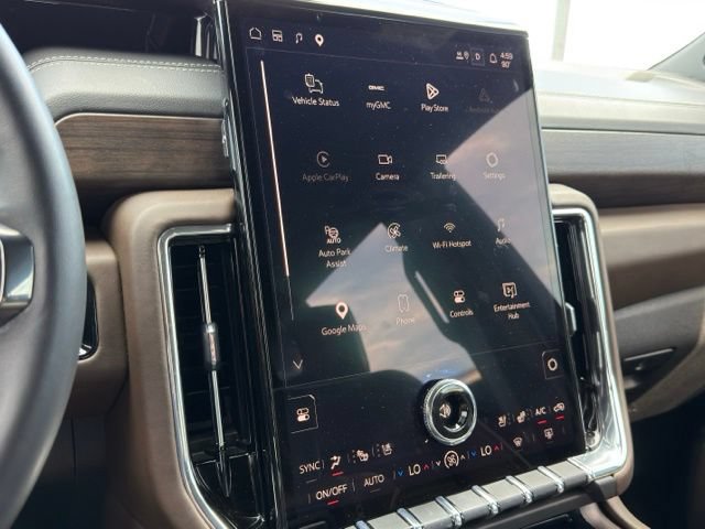 Used 2025 GMC Yukon Denali Ultimate AWD/4WD image 33