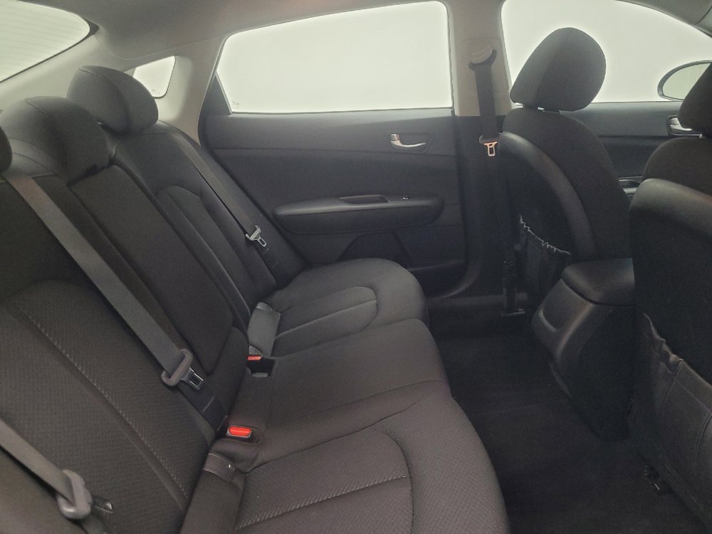 Used 2018 Kia Optima LX FWD image 19