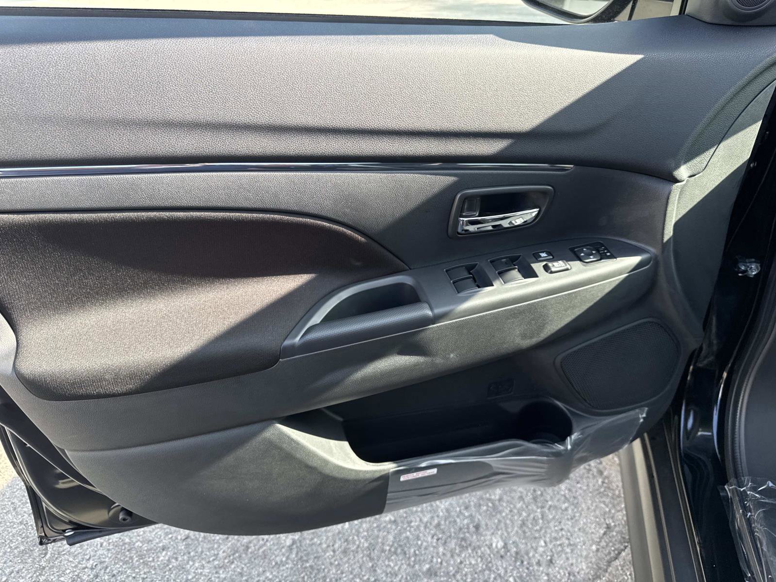 New 2026 Mitsubishi Outlander Sport LE image 15