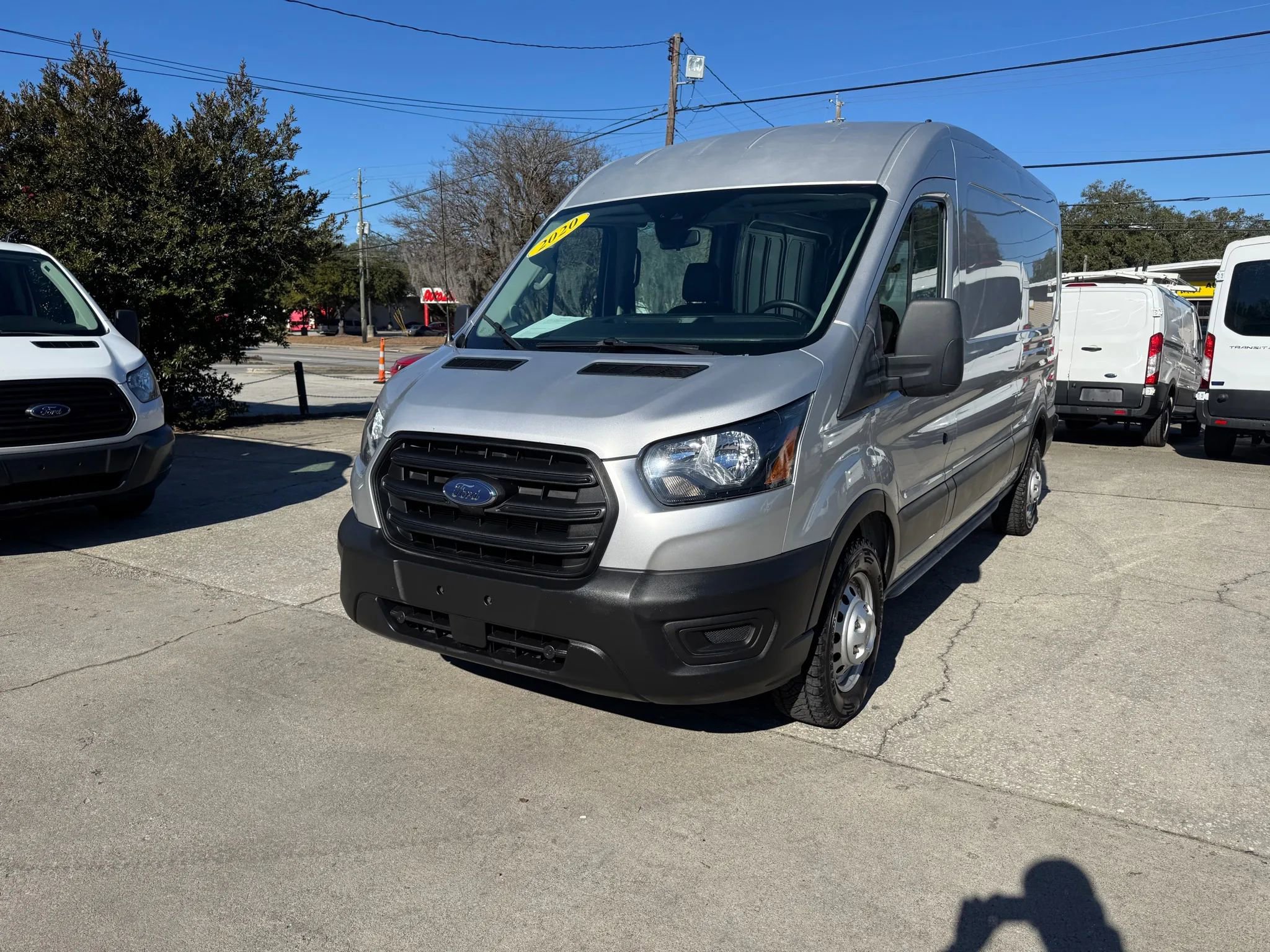 Used 2020 Ford Transit 250 Medium Roof AWD image 5