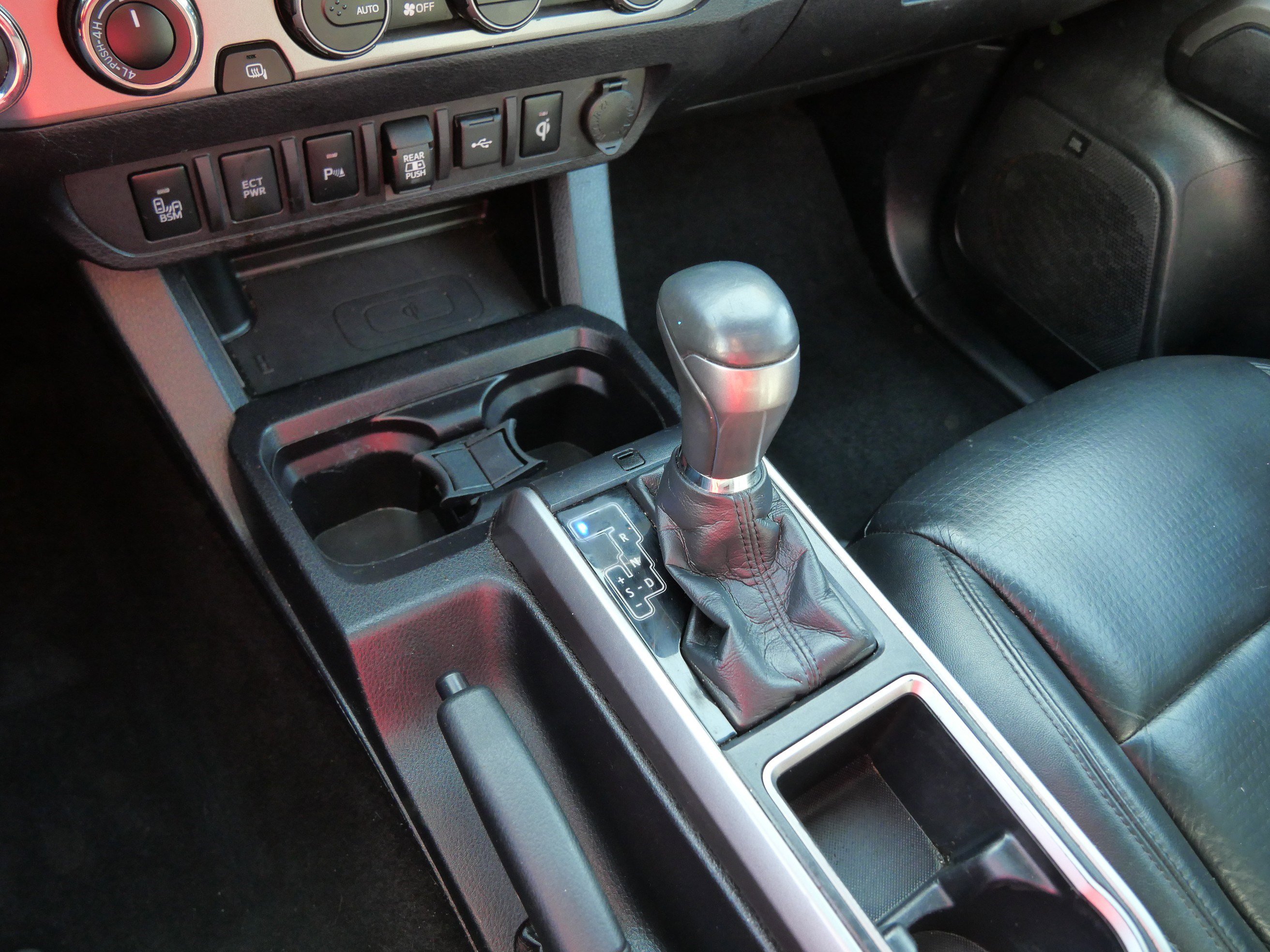 Certified 2021 Toyota Tacoma Limited image 24